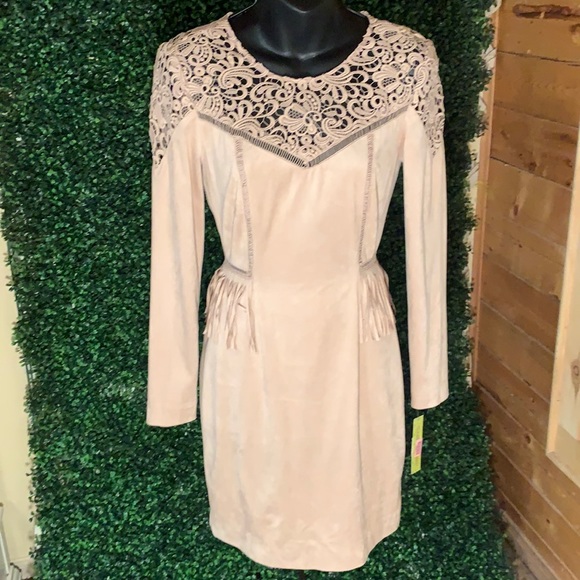 Gianni Bini Dresses & Skirts - Soft Fringe Dress